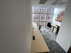 Lippo Centre (D2), Office #570068641